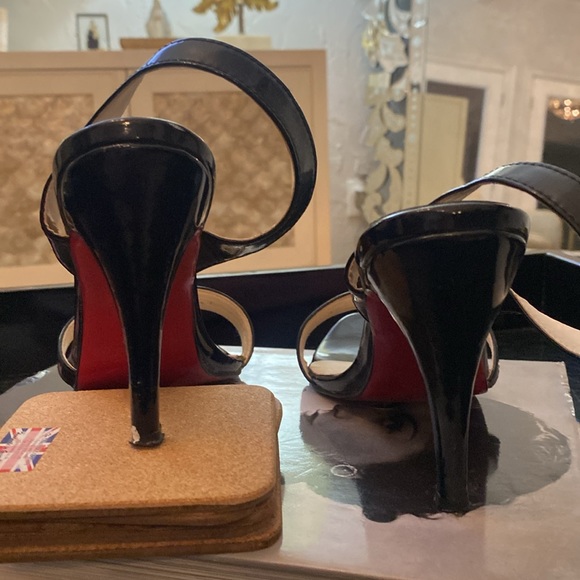 Beautiful authentic Christian Louboutin open toe heels. Used once - Picture 3 of 5